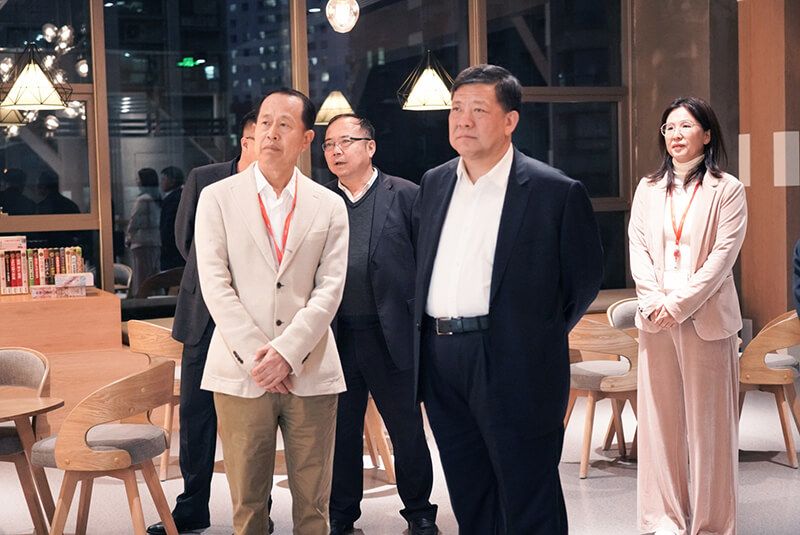 吉林大學(xué)黨委書記姜治瑩一行到聯(lián)橋集團(tuán)調(diào)研(圖1) 吉林大學(xué)黨委書記姜治瑩一行到聯(lián)橋集團(tuán)調(diào)研(圖1)