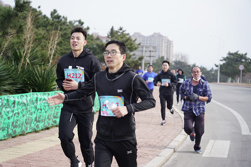 聯(lián)橋集團(tuán)2021春季越野賽燃情開賽(圖9)